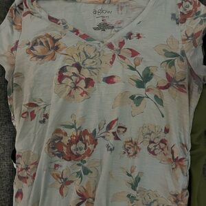a:glow Cream Short Sleeve T-Shirt Floral